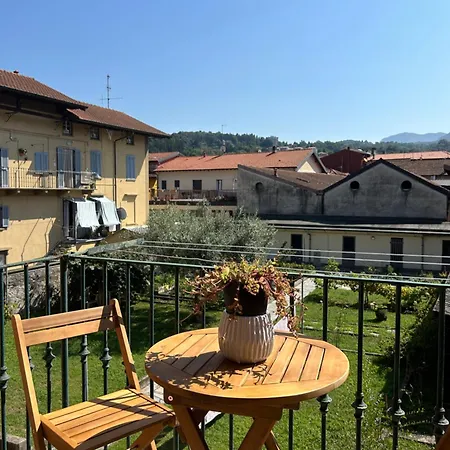 V&c Specialist Fronte Maggiore Apartment